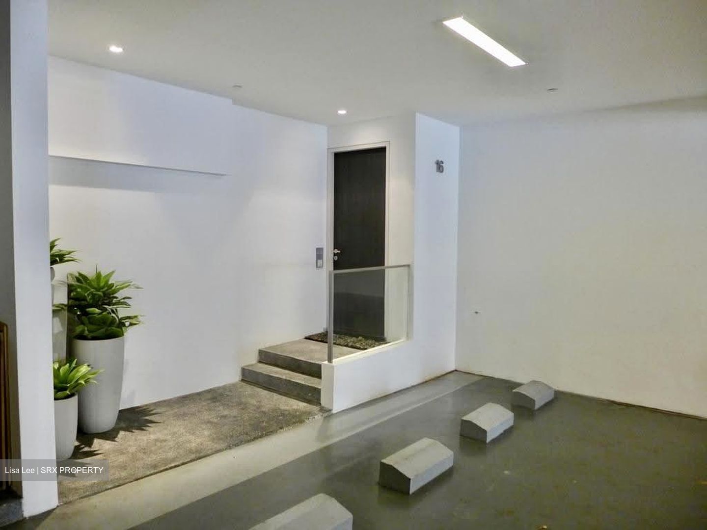 Illoura (D10), Terrace #636392641